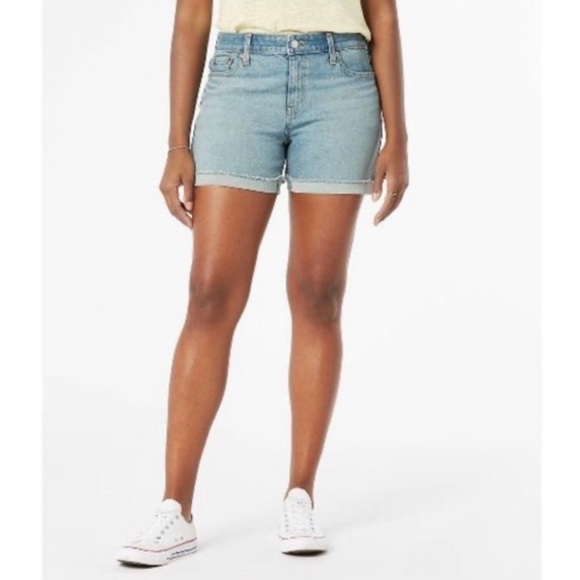 NWT DENIZEN from Levi’s Women's Mid-Rise 5"‎ Jean Shorts cuffed - Picture 1 of 5